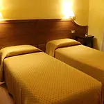 Fiori Hotel 2*