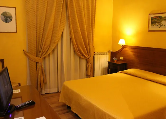 Ξενοδοχείο Fiori 2*