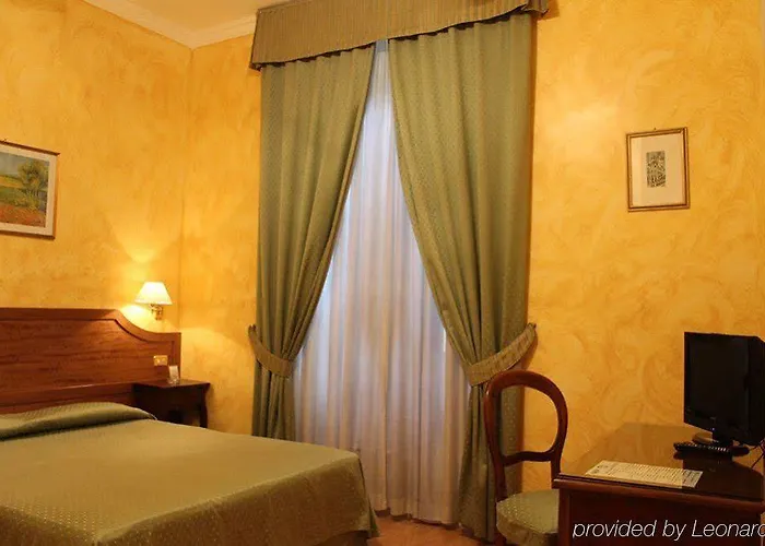 Ξενοδοχείο Fiori 2*