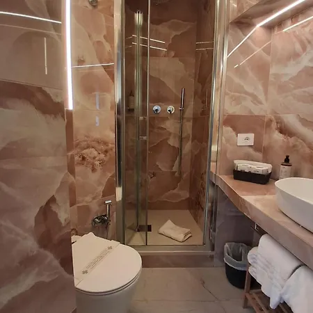 Fiori Hotel