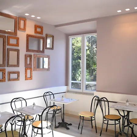 Fiori Отель 2*